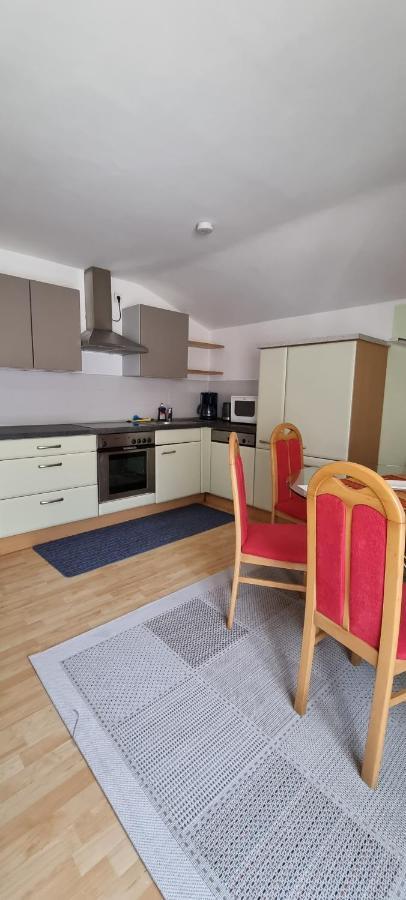 Ferienwohnung Marianne アンベルク・イム・ランマータール エクステリア 写真